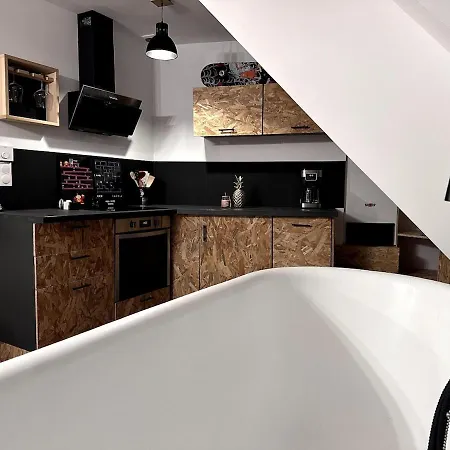 Another Brick In Kalego * Calais