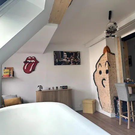 Another Brick In Kalego Appartement *